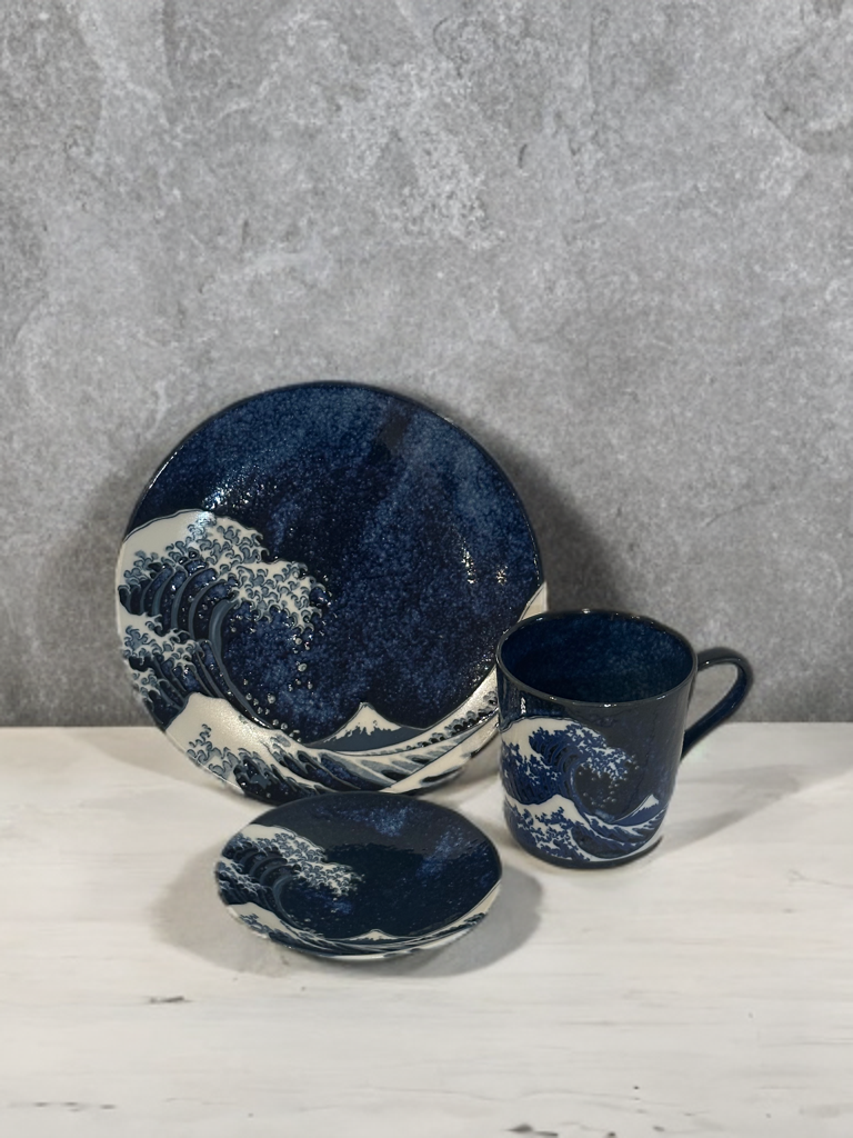 Hokusai “The Great Wave” Dish – Small (12 × 1.7 cm) - Koki Gifts and Homeware