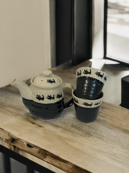 🐾 Black Cat Parade Cup (Black) – Made in Japan - Koki Gifts and Homeware
