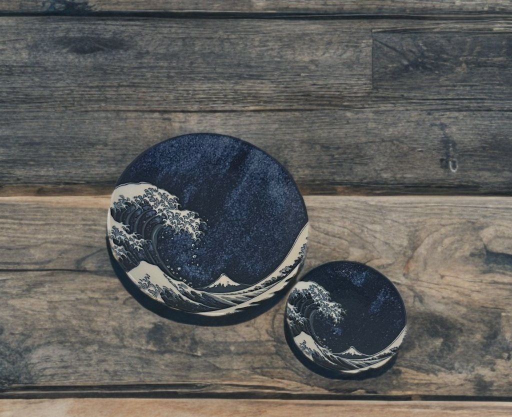 Hokusai “The Great Wave” Dish – Small (12 × 1.7 cm) - Koki Gifts and Homeware